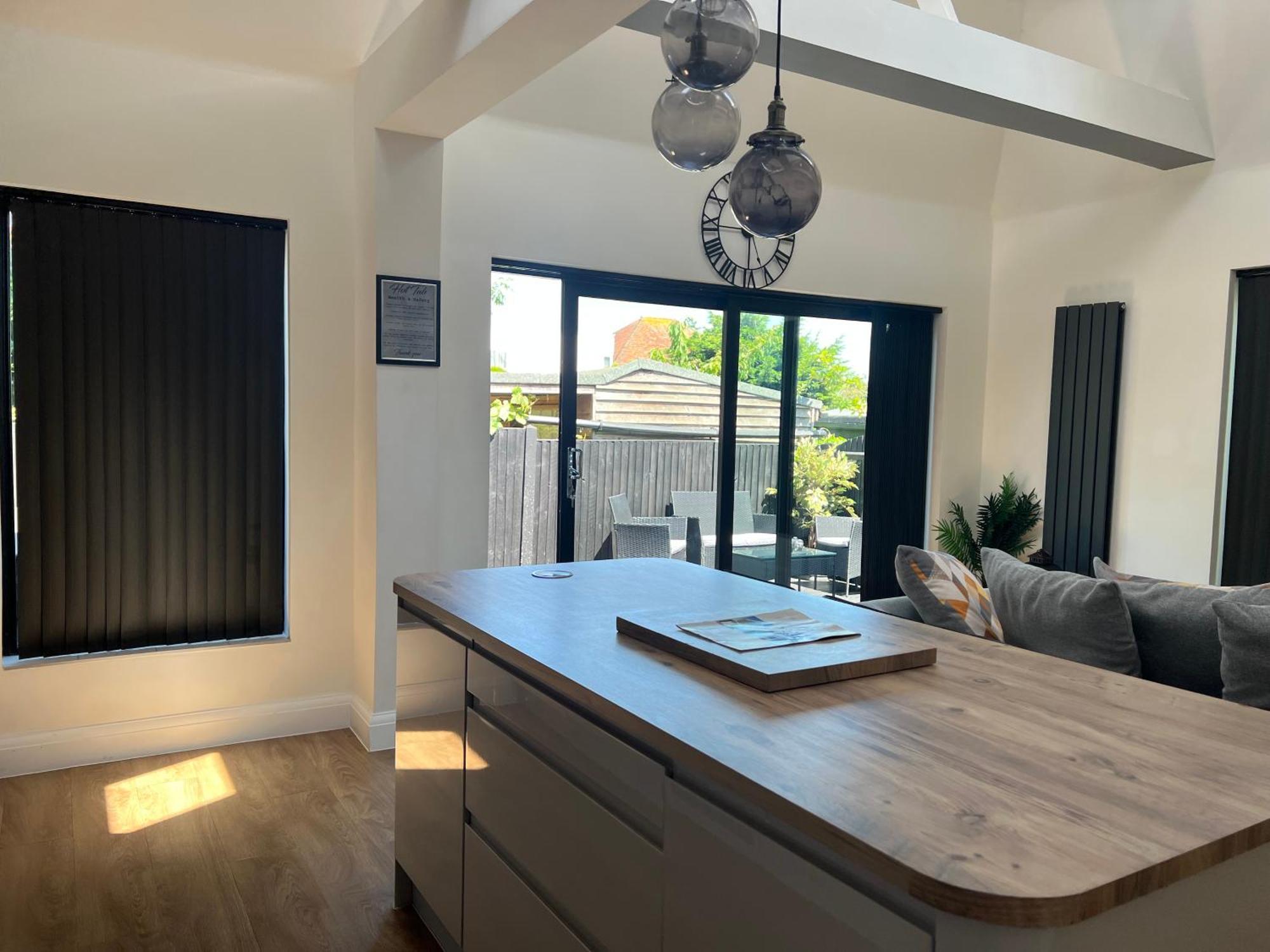The Broadway Beach House With Hot Tub Herne Bay Zewnętrze zdjęcie